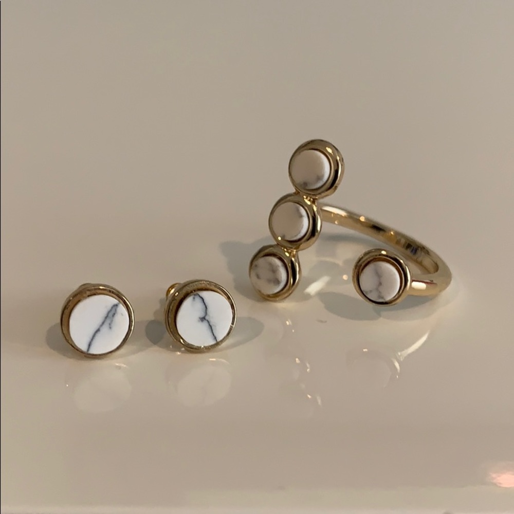 Ring and earring set